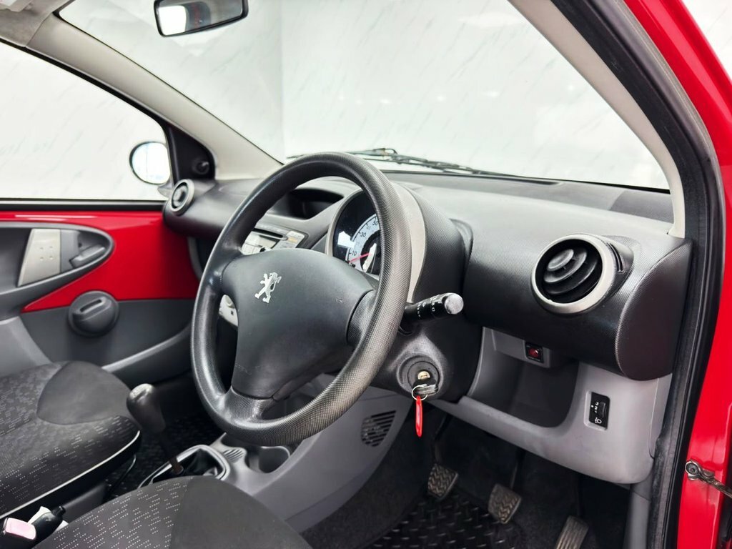 Peugeot 107 Hatchback Black #15