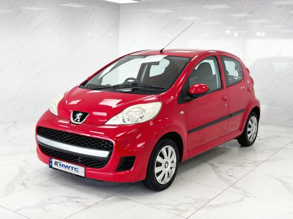 Peugeot 107 1L Urban Red #4