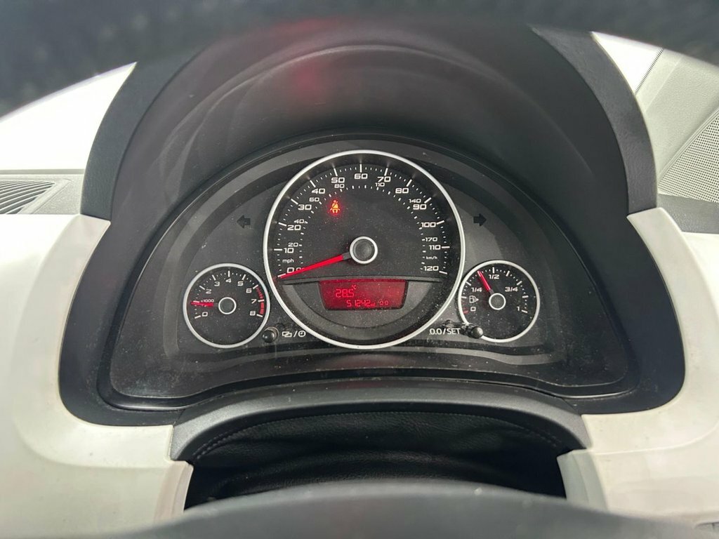 Seat MII Toca ----- To Arrange White #17