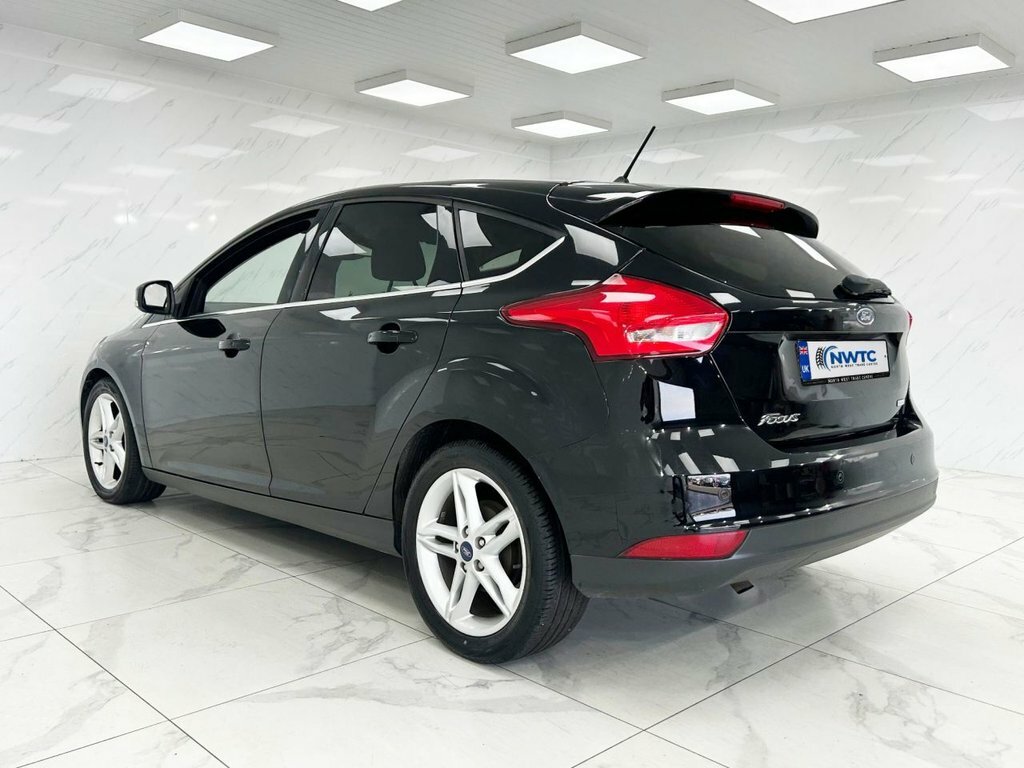 Ford Focus 1L Titanium MA18ZLK Black #6