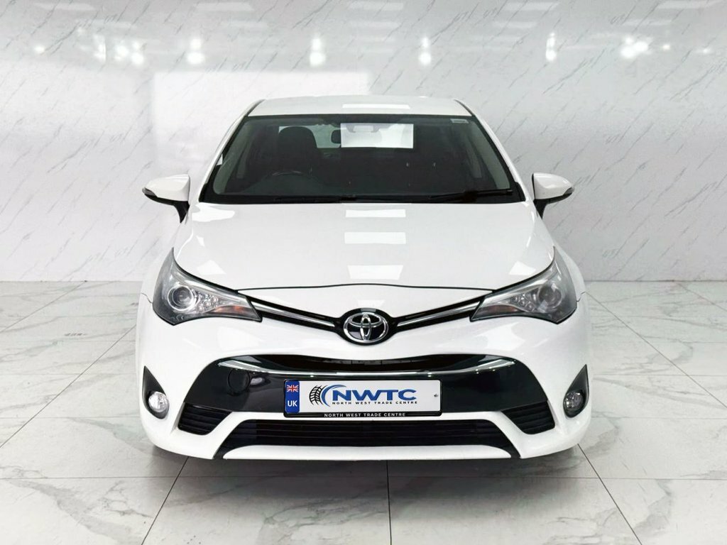 Toyota Avensis 1.6L Business Edition White #3