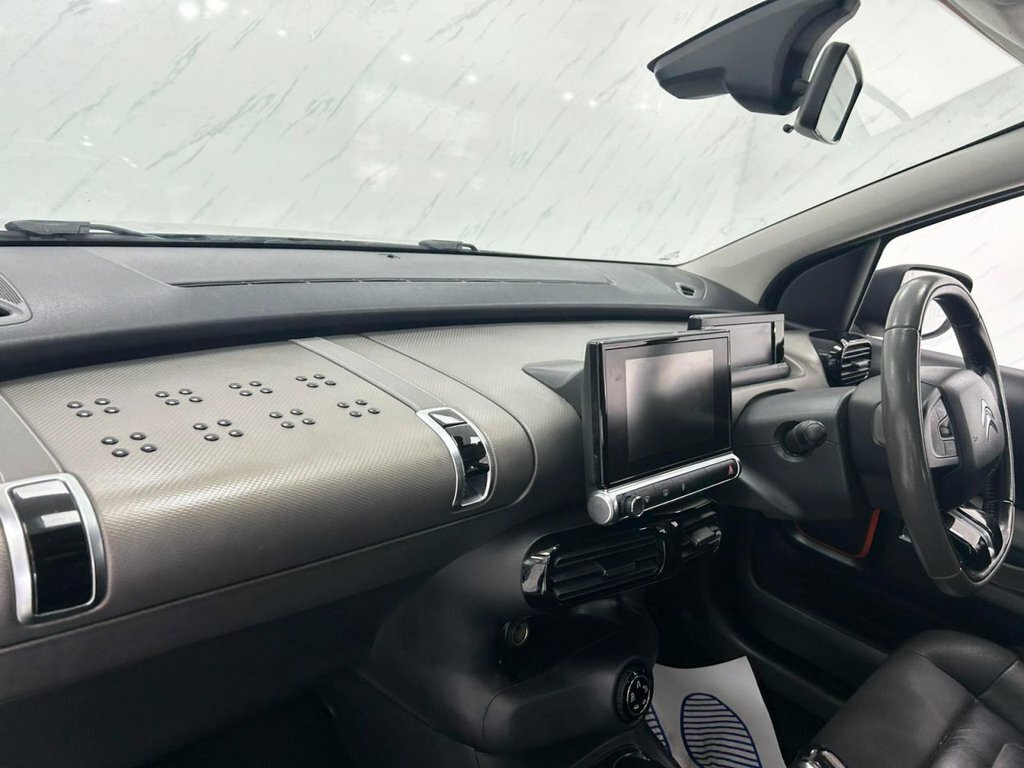 Citroen C4 Cactus 1.2 Puretech Flair Black #12