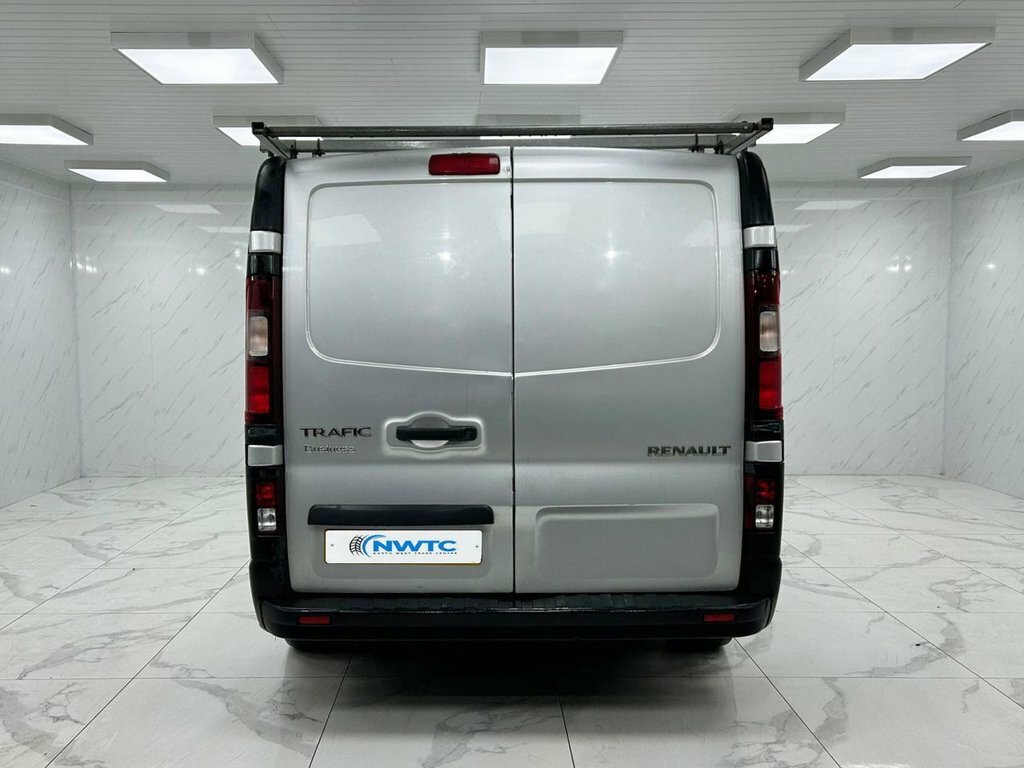 Renault Trafic 1.6 Sl27 Energy Dci Black #8