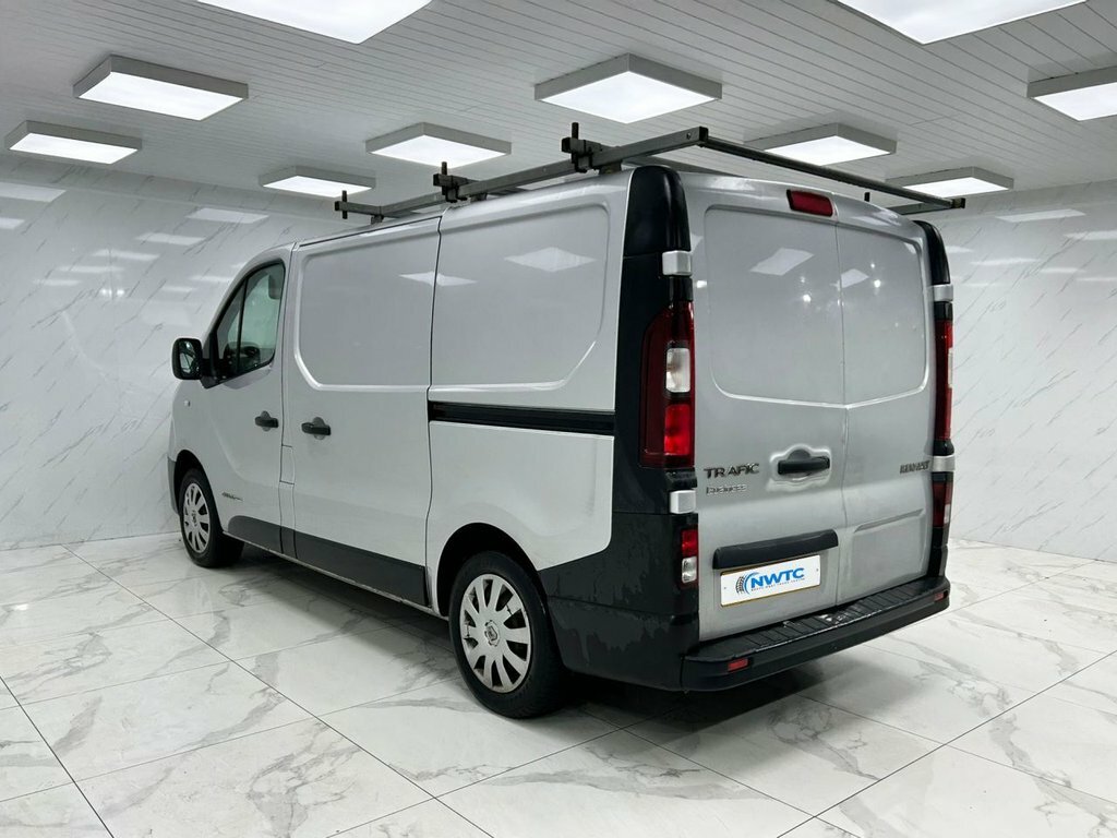 Renault Trafic 1.6L Business Silver #6