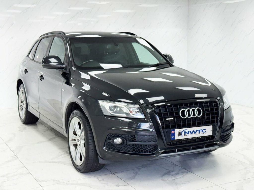 Audi Q5 3L S Line Special Edition Black #2