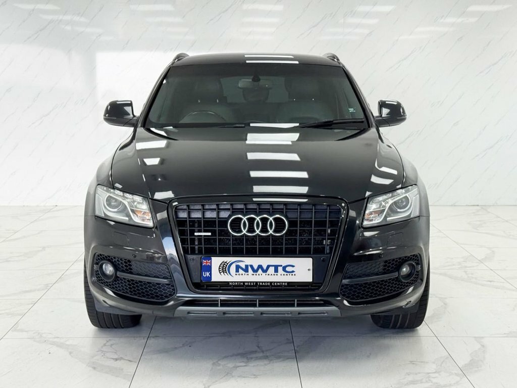 Audi Q5 3L S Line Special Edition Black #3