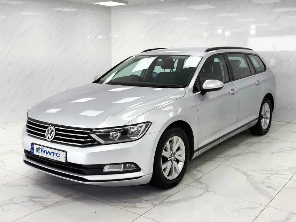 Volkswagen Passat 2L S Silver #4
