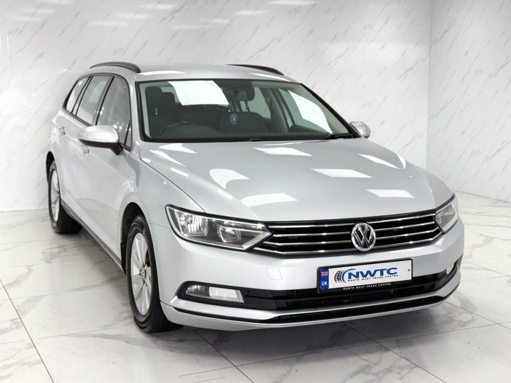 Volkswagen Passat 2L S Silver #2