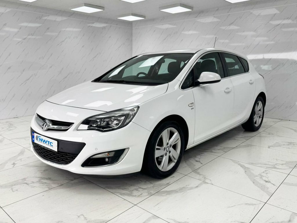 Vauxhall Astra 1.6L Null White #5