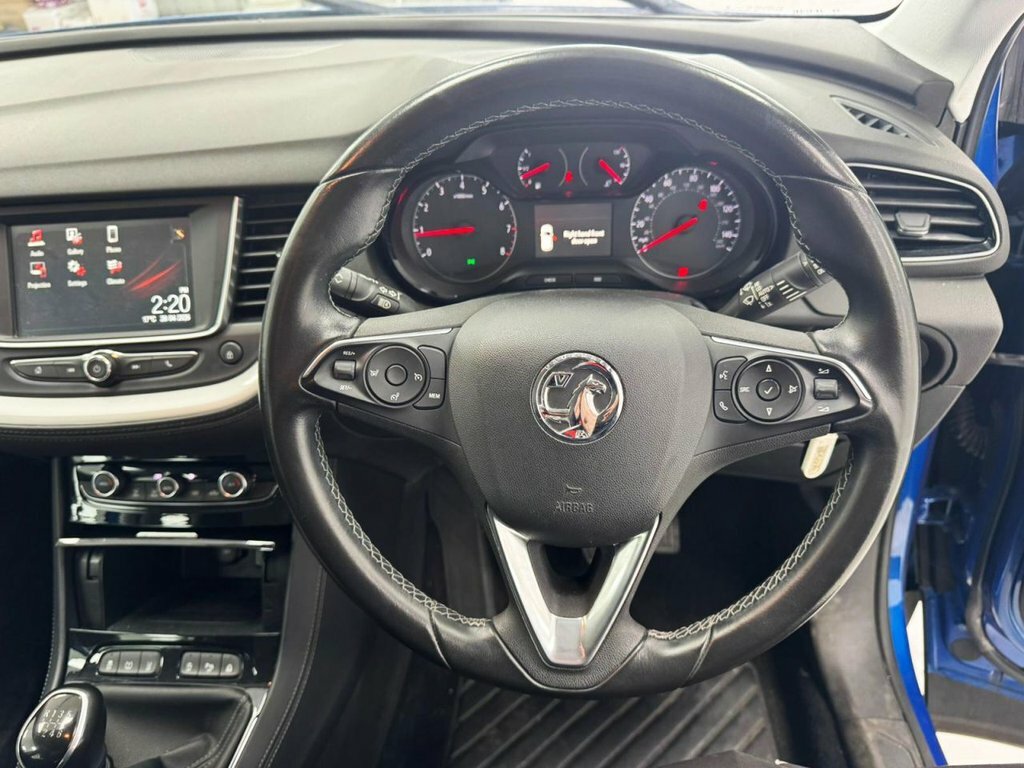 Vauxhall Grandland X Se Ss White #15