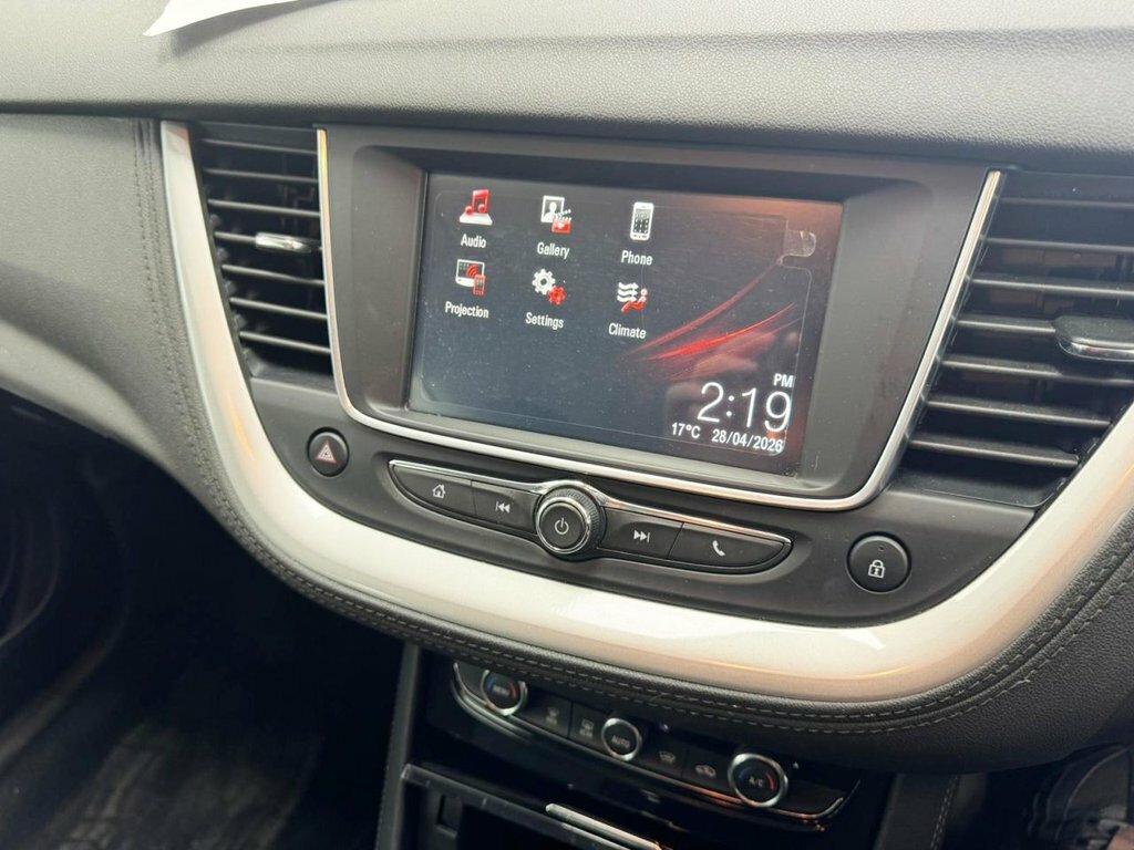 Vauxhall Grandland X Se Ss White #13