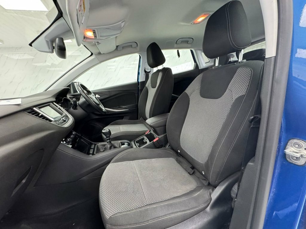 Vauxhall Grandland X Se Ss White #10