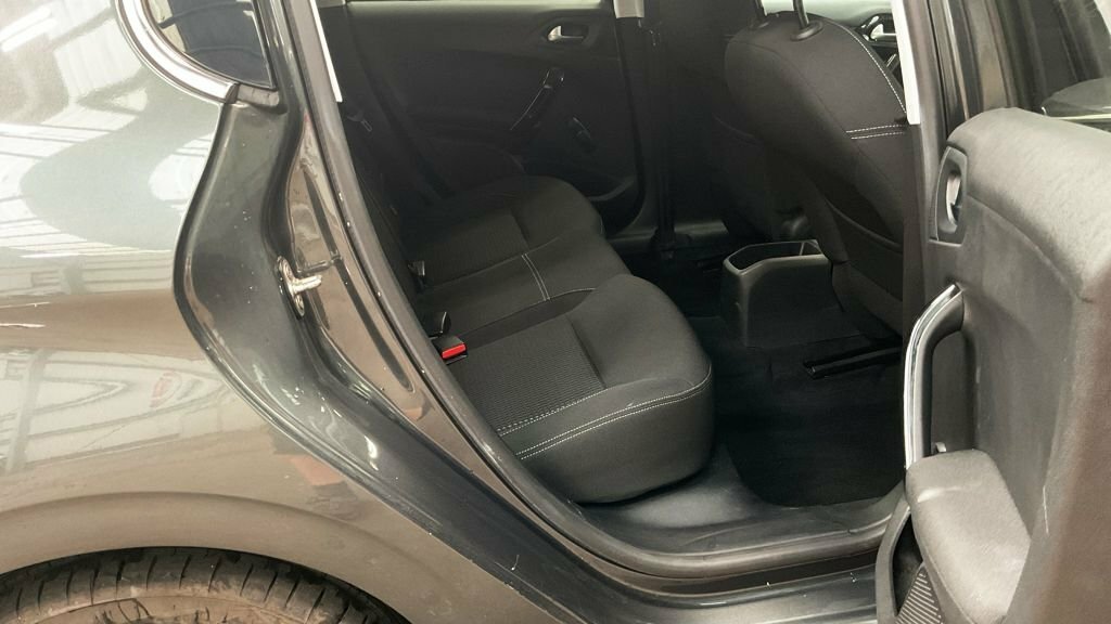 Peugeot 208 Puretech Allure Grey #9
