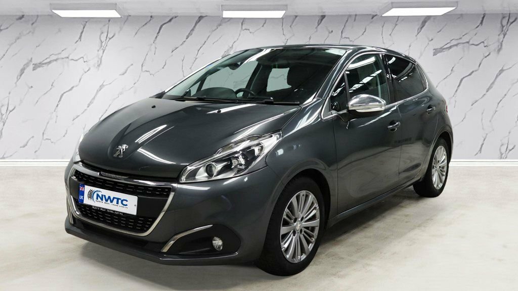 Peugeot 208 1.2L Allure Grey