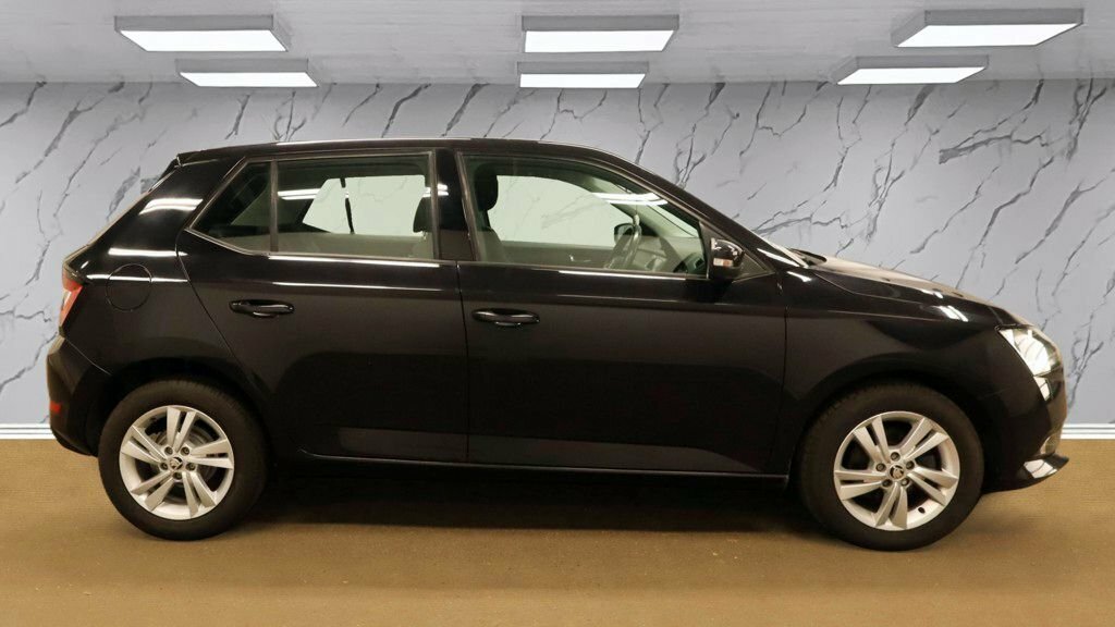 Skoda Fabia 1L Se Black #5