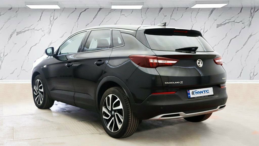 Vauxhall Grandland X 1.6L Elite Nav Black #3