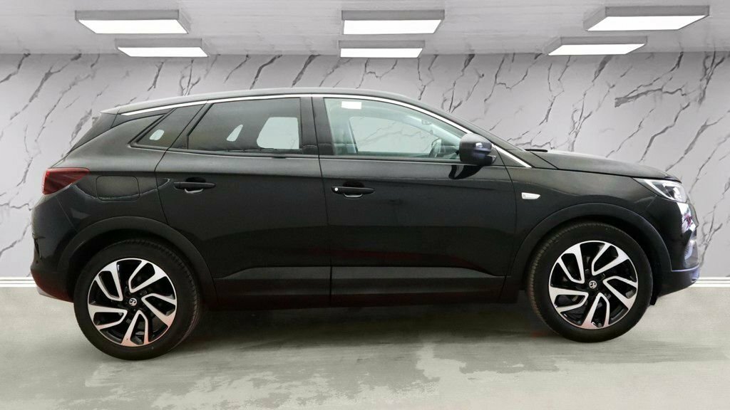 Vauxhall Grandland X 1.6L Elite Nav Black #5