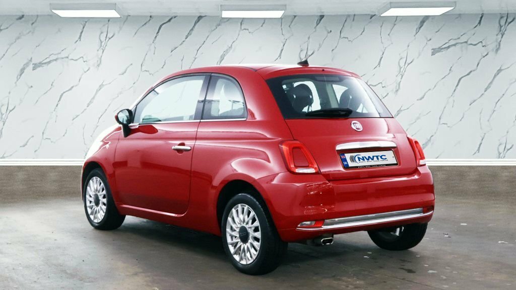 Fiat 500 1.2L Lounge Red #3