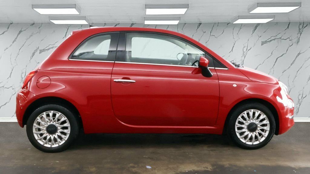 Fiat 500 1.2L Lounge Red #5