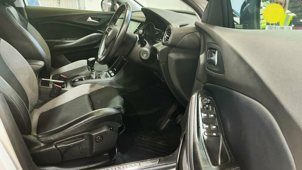 Vauxhall Grandland X Sri Nav Blue #9
