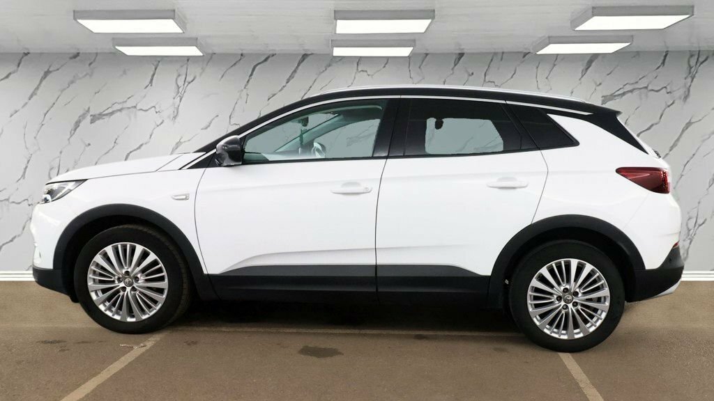Vauxhall Grandland X 1.5L Business Edition Nav White #6
