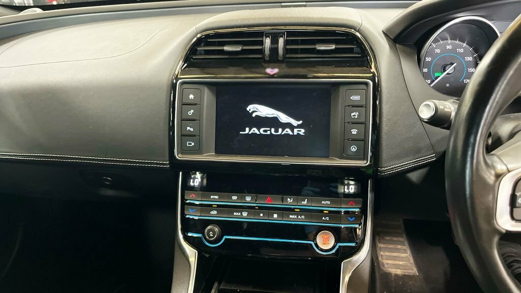 Jaguar XE 2L R-sport Grey #6