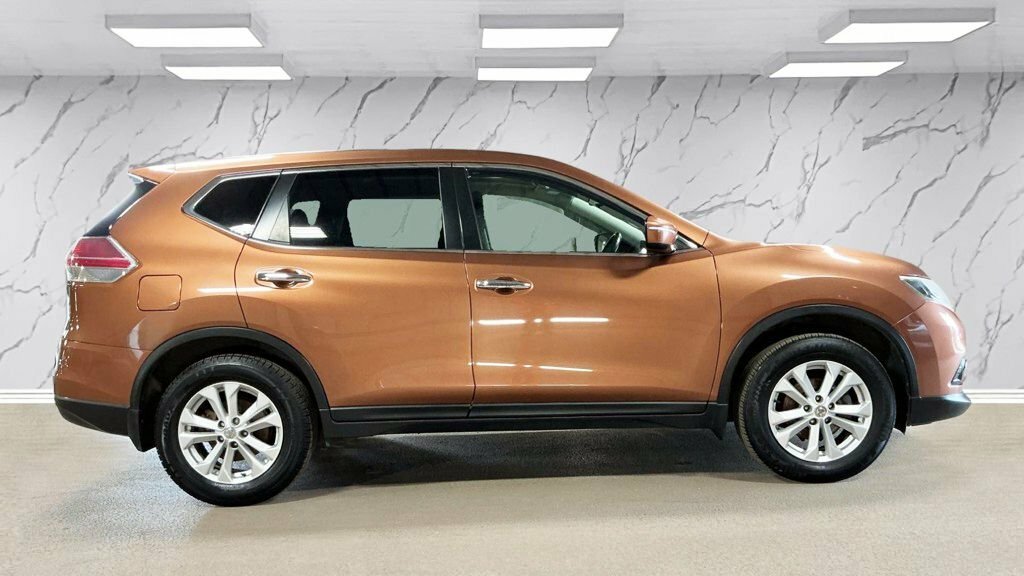 Nissan X-Trail 1.6L Acenta Orange #4
