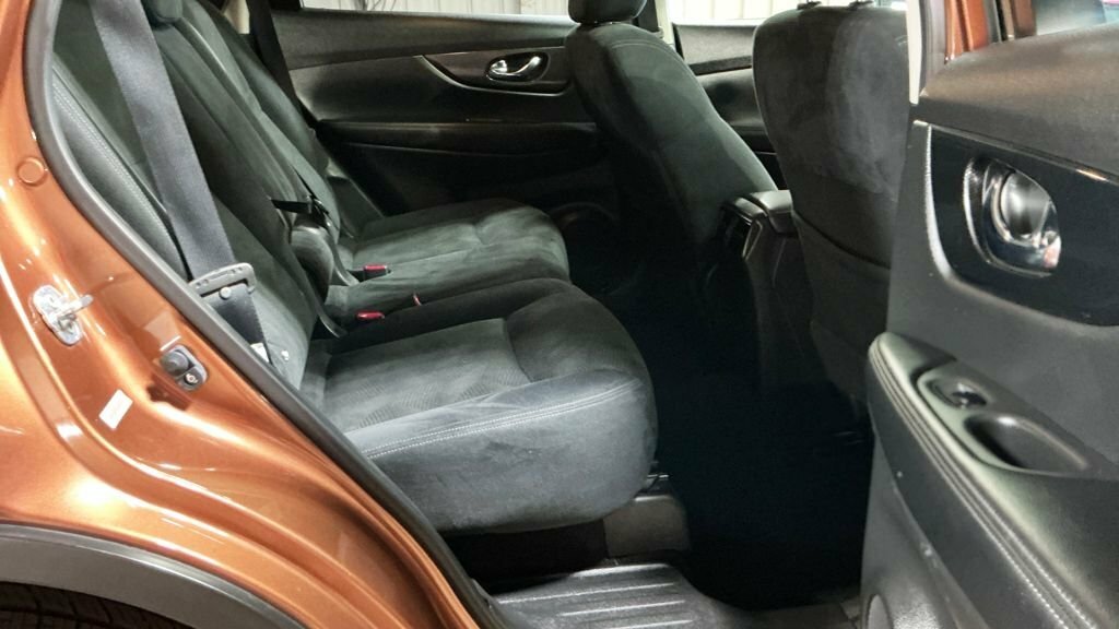 Nissan X-Trail Black #9