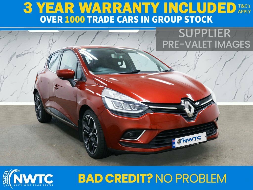 Renault Clio 1.2 16V Play Euro 6 Black #1