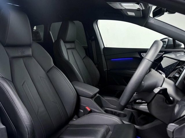 Audi Q4 E Tron 35 S Line Suv 55Kwh 170 Ps SD72YPX Black #6