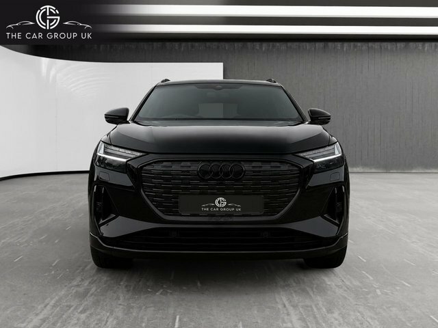 Audi Q4 E Tron 35 S Line Suv 55Kwh 170 Ps SD72YPX Black #3