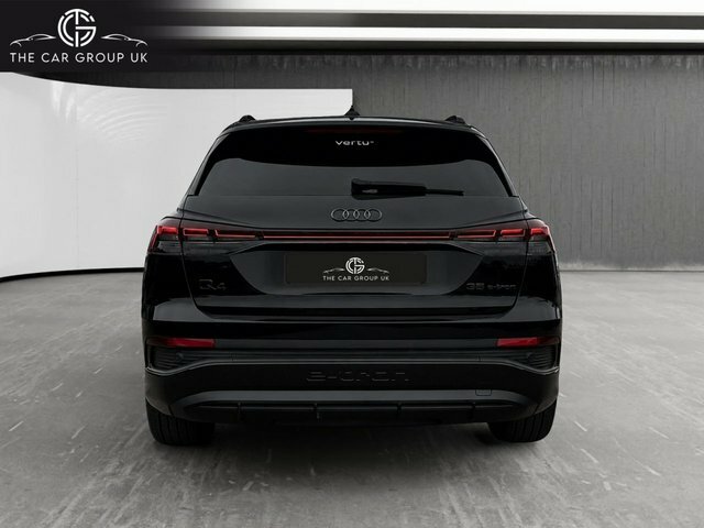 Audi Q4 E Tron 35 S Line Suv 55Kwh 170 Ps SD72YPX Black #4