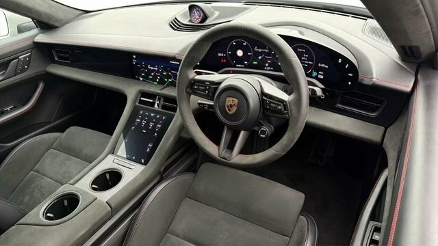 Porsche Taycan Performance Plus 93.4Kwh Gts Saloon A Black #3