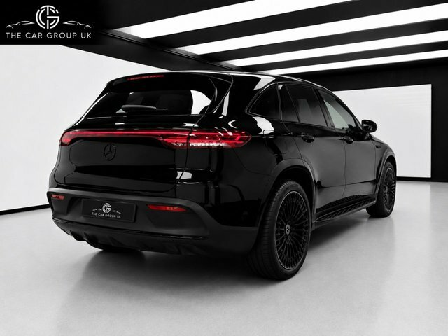 Mercedes-Benz EQC Eqc 400 80Kwh Amg Line Premium Suv Black #5
