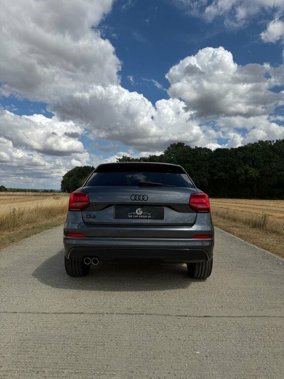 Audi Q2 1.5 Tfsi Cod 35 Black Edition Suv S Tro Black #5