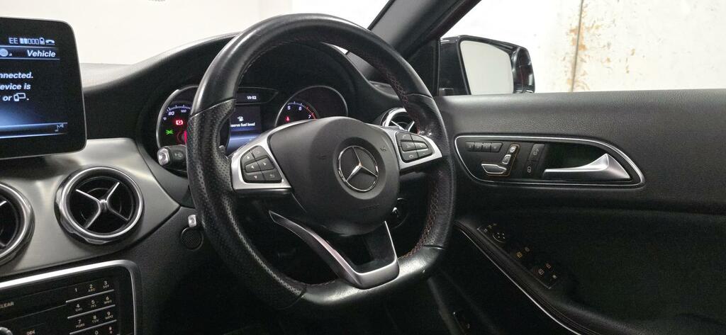 Mercedes-Benz GLA Class 180 Urban Edition Suv Euro 6 S Grey #28
