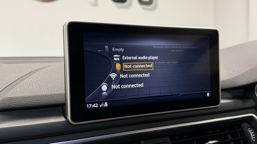 Audi A5 2L S Line White #23