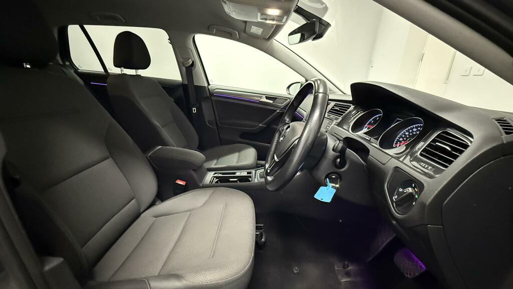 Volkswagen Golf Se Black #7