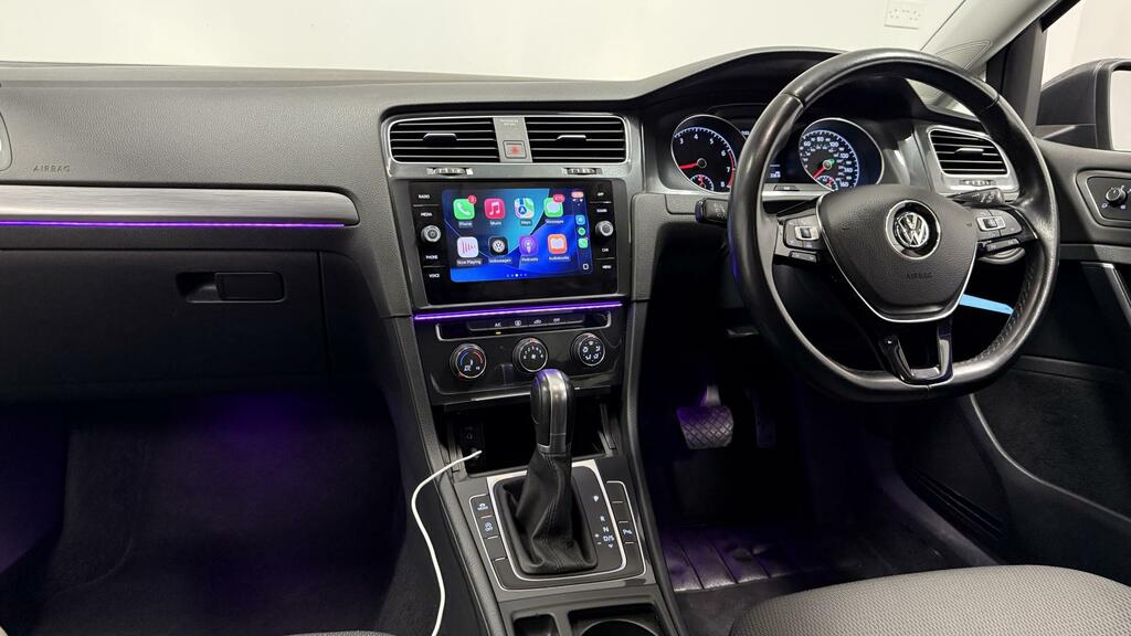 Volkswagen Golf Se Black #12