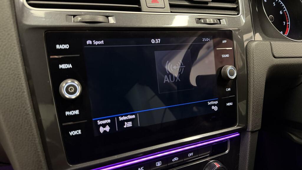 Volkswagen Golf Se Black #22