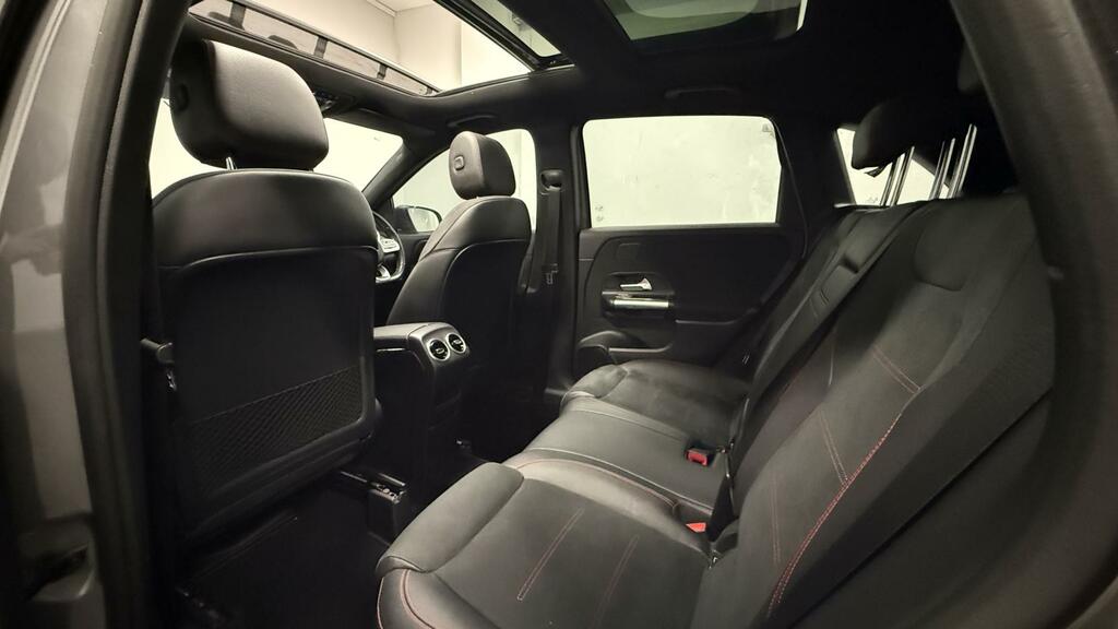 Mercedes-Benz B Class Mpv Red #13