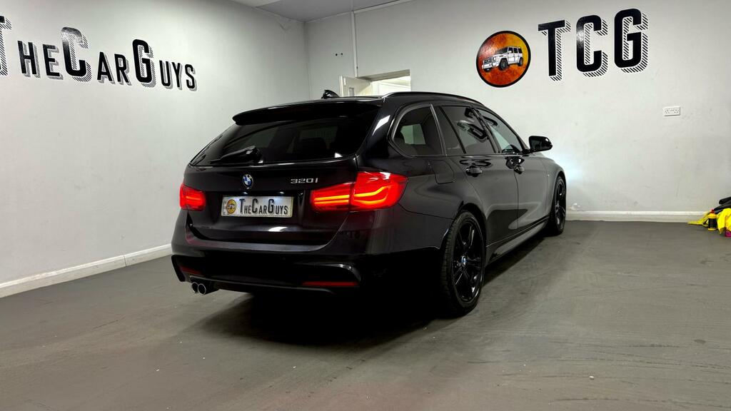 BMW 3 Series 320D M Sport Shadow Edition Step #29