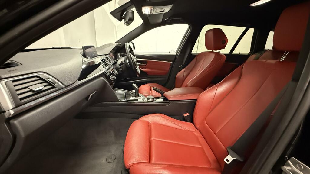 BMW 3 Series 320D M Sport Shadow Edition Step  #10