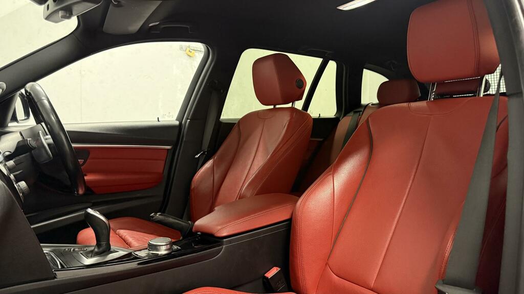 BMW 3 Series 320D M Sport Shadow Edition Step  #9