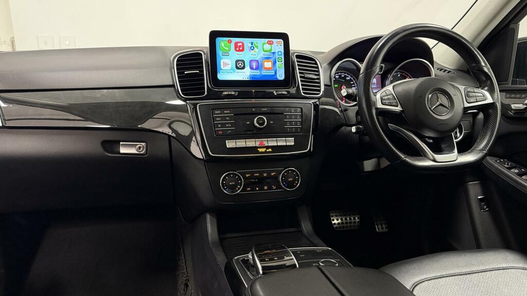 Mercedes-Benz GLE Class Amg Line White #3