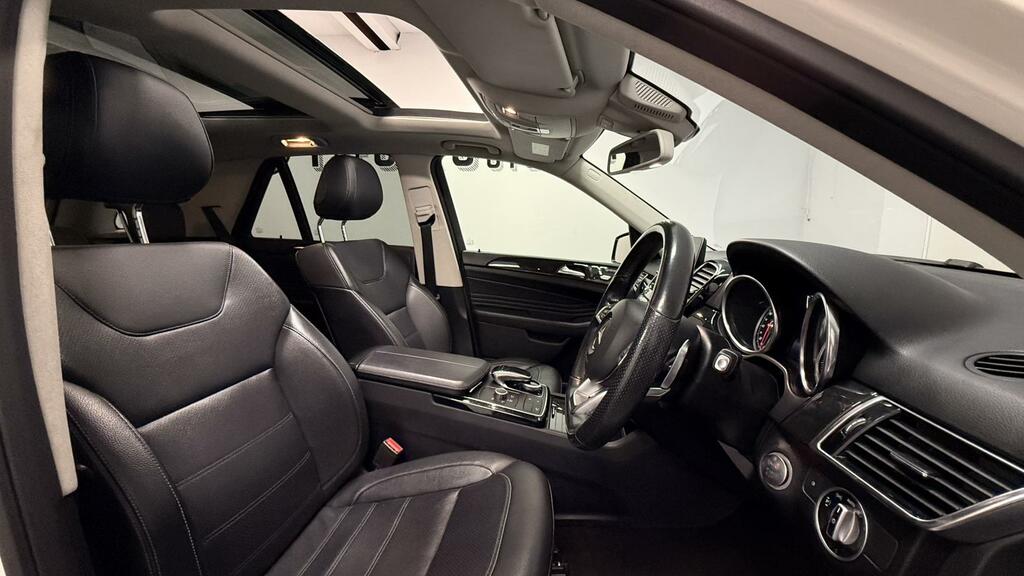 Mercedes-Benz GLE Class Diesel #14
