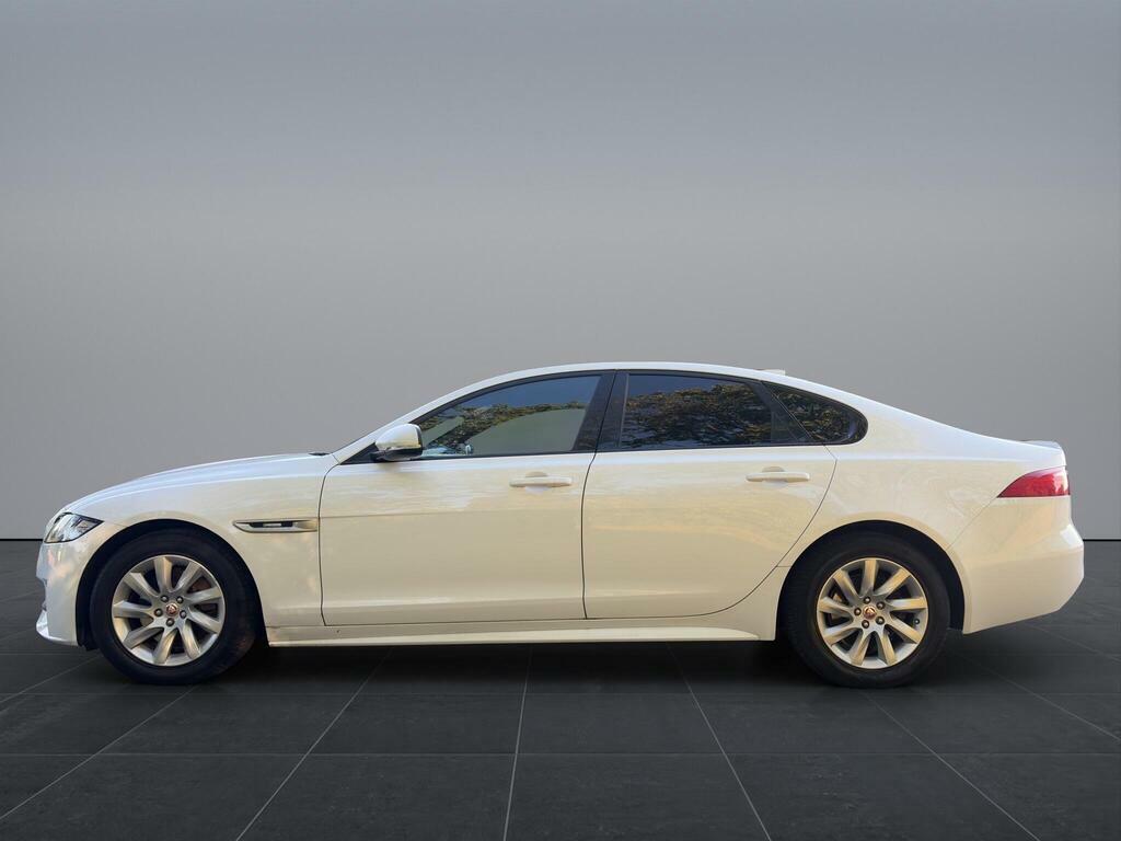 Jaguar XF 2.0D R-sport Euro 6 S S White #3