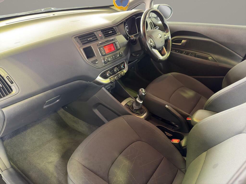 Kia RIO 1.25 Vr7 Euro 5 White #16