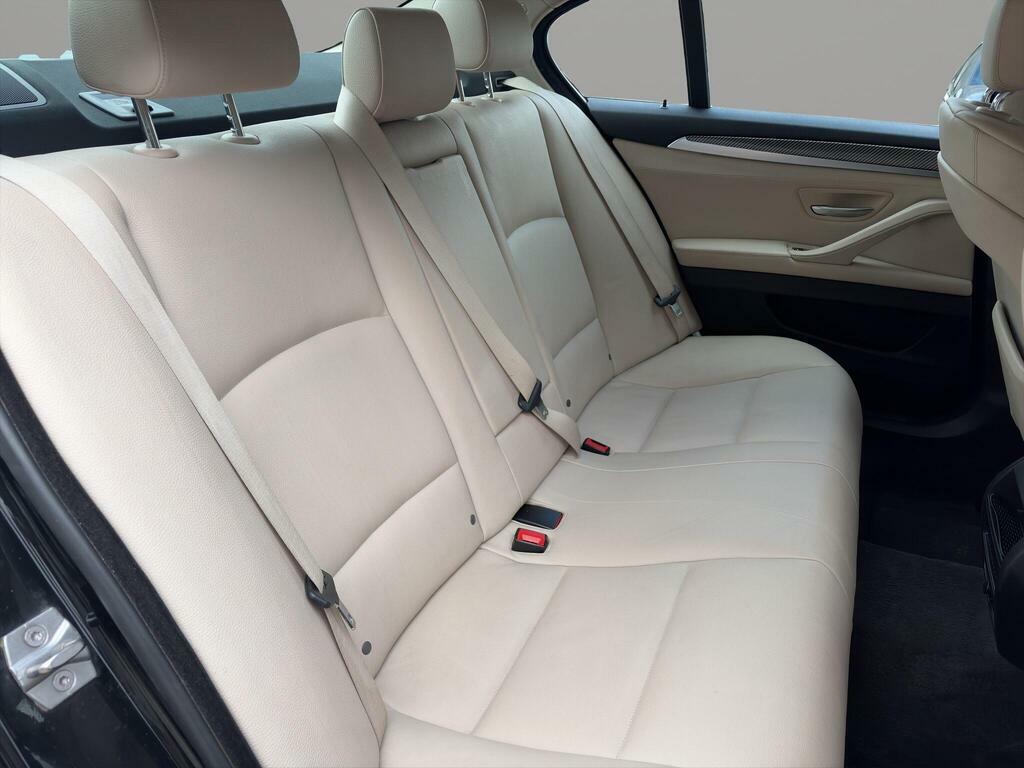 BMW 5 Series M Sport White #20