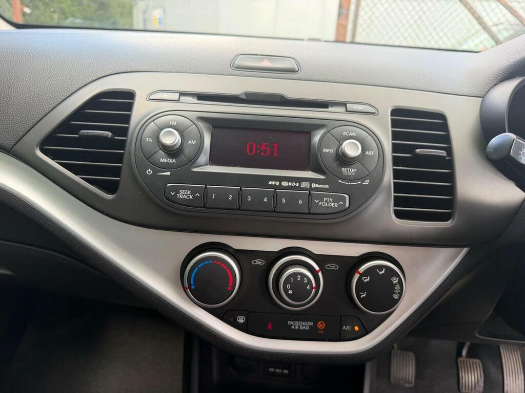 Kia Picanto 1.0 1 Hatchback Euro 5 68 Bhp White #38